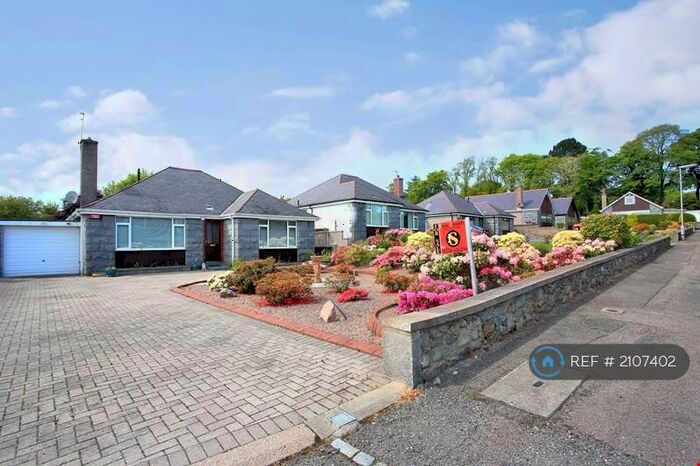 2 Bedroom Bungalow To Rent In Rosewell Drive, Aberdeen, AB15