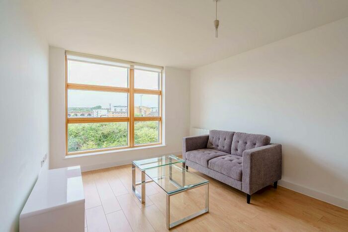 1 Bedroom Flat To Rent In Vida House, Trundleys Road, Deptford, SE8