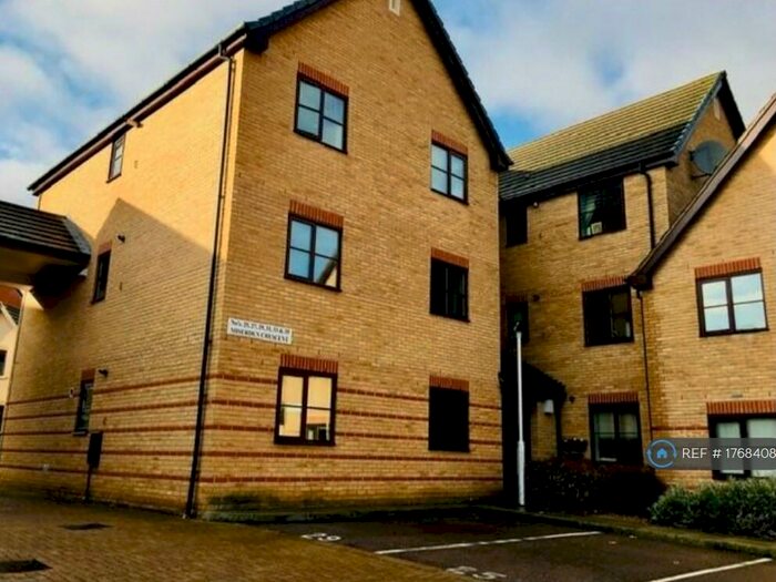 2 Bedroom Flat To Rent In Miserden Crescent, Westcroft, Milton Keynes, MK4