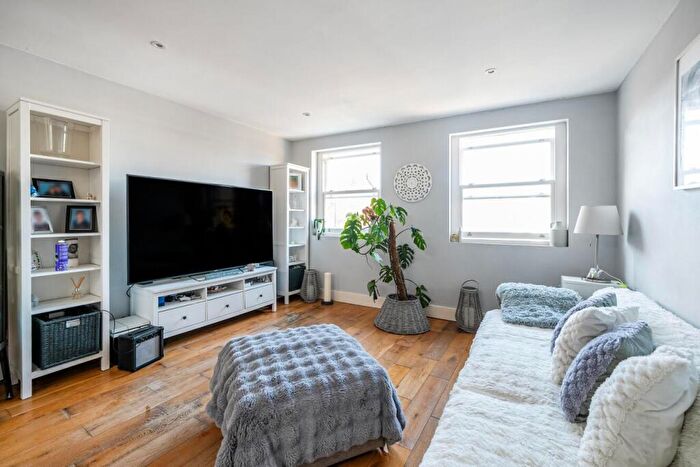 3 Bedroom Detached House For Sale In Coopers Yard, Crystal Palace, London, SE19