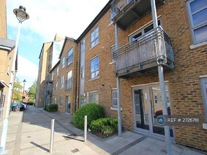 1 Bedroom Flat To Rent In Sheepen Place, Colchester, CO3