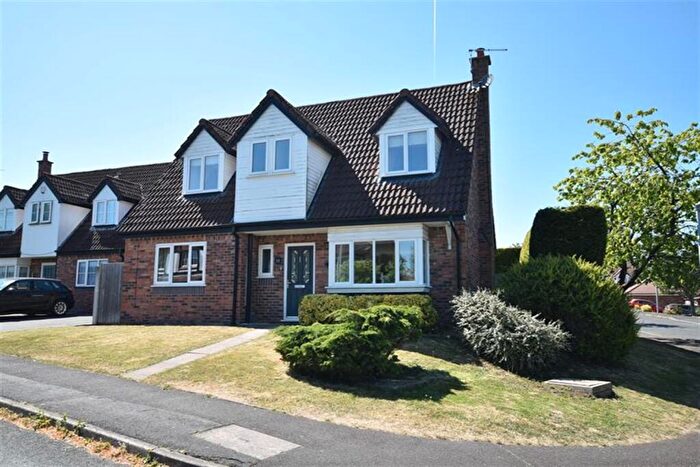 4 Bedroom Detached House For Sale In Home Farm Avenue, Macclesfield, SK10