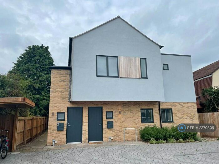 2 Bedroom Flat To Rent In Mill End Road, Cambridge, CB1