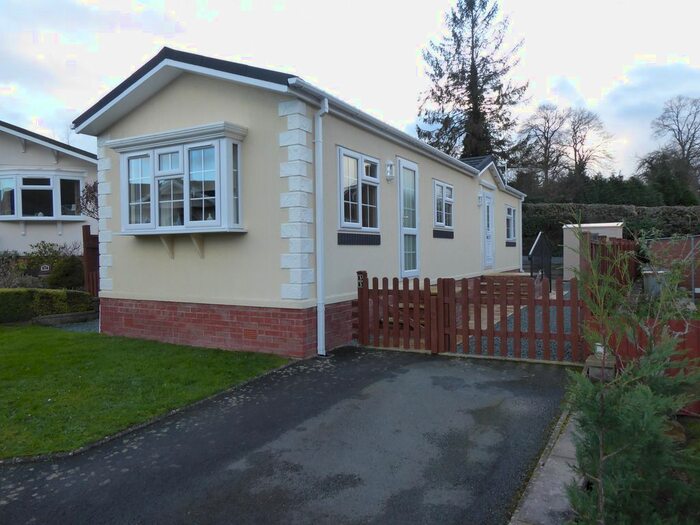 2 Bedroom Mobile/park Home For Sale In Middletown Residential Park, Middletown, Welshpool, Powys, Wales, SY21