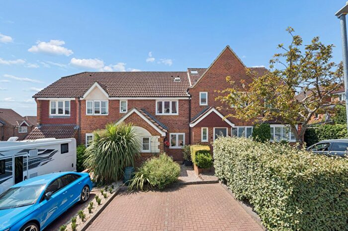 2 Bedroom Terraced House For Sale In Thellusson Way, Rickmansworth, WD3
