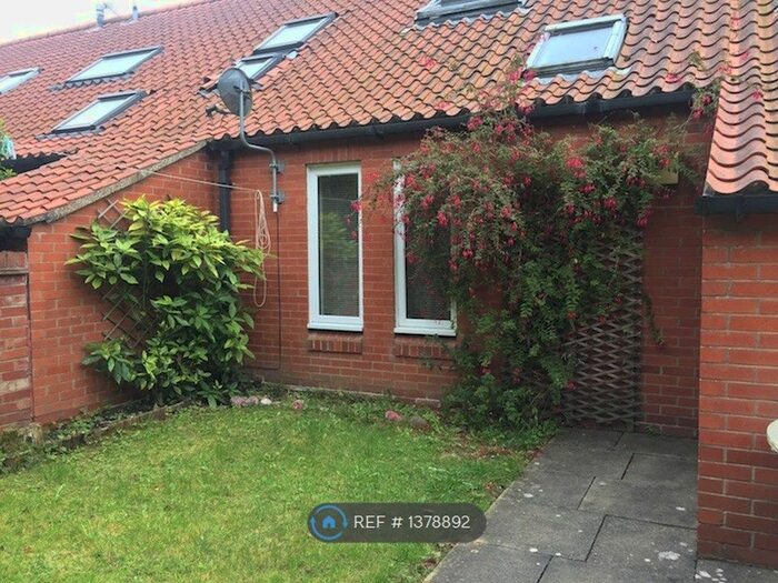 1 Bedroom Terraced House To Rent In West Moor Lane, York, YO10
