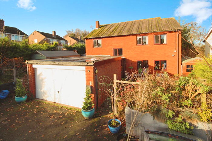 4 Bedroom Detached House For Sale In Woodland Rise, Cleobury Mortimer, Kidderminster, DY14