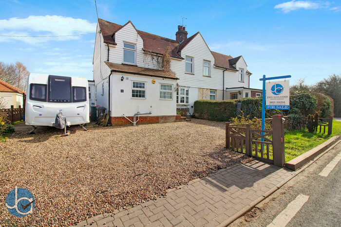 3 Bedroom Semi-Detached House For Sale In School Road, Little Totham, CM9