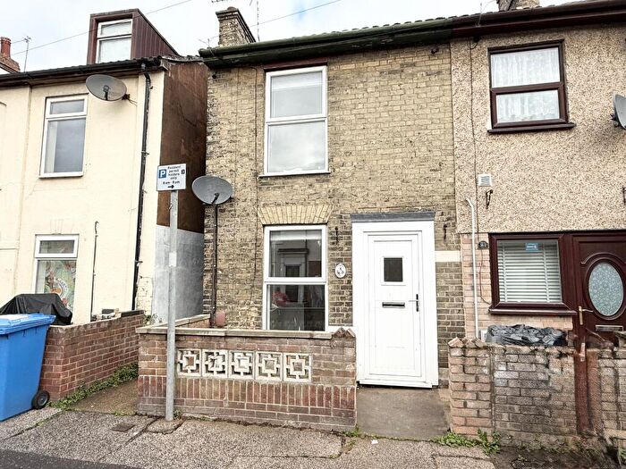 2 Bedroom Terraced House To Rent In Tonning Street, Lowestoft, NR32