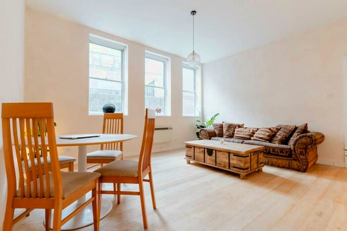 1 Bedroom Apartment To Rent In Corn Street, Bristol, BS1