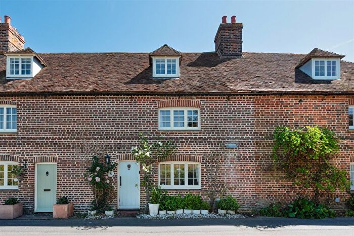 3 Bedroom Cottage To Rent In Hollow Street, Chislet, Canterbury, CT3