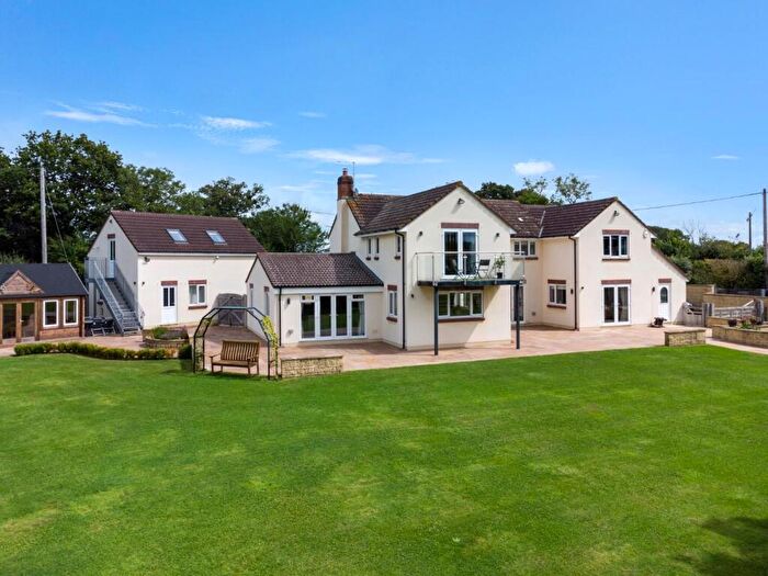 5 Bedroom Detached House For Sale In Longburton, Sherborne, DT9