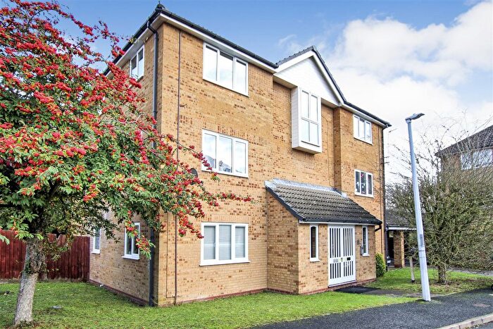 2 Bedroom Flat For Sale In Impala Drive, Cambridge, CB1