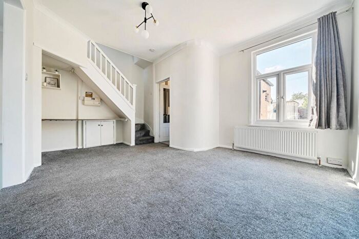 3 Bedroom Terraced House To Rent In St. Vincents Road Dartford, DA1