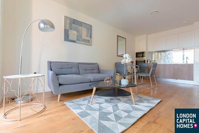 1 Bedroom Apartment To Rent In Camberwell Passage, London, SE5