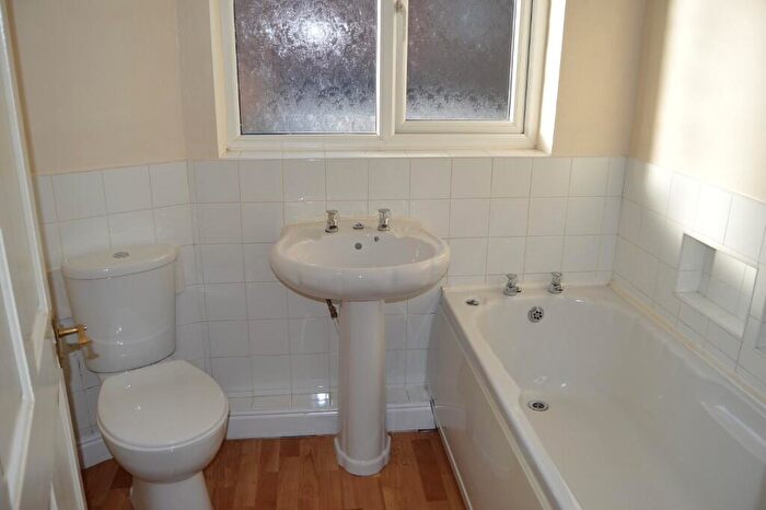 1 Bedroom House To Rent In Kelcbar Way, Tadcaster, North Yorkshire, LS24