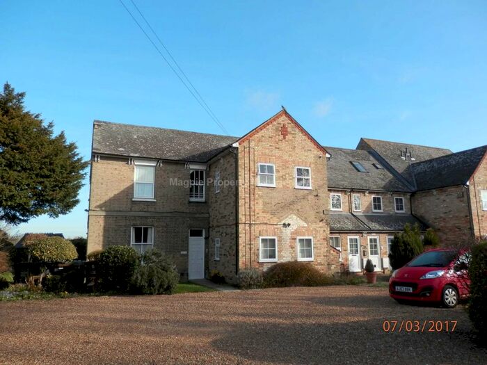 1 Bedroom Flat To Rent In Ware Road, St Neots, PE19