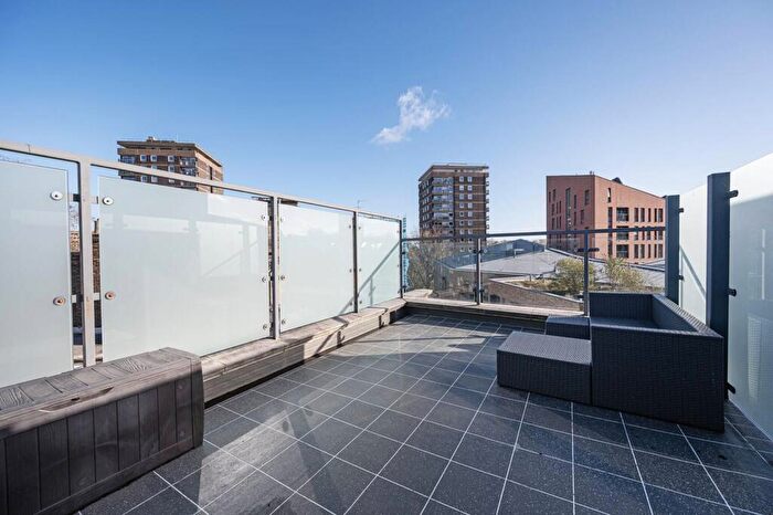 1 Bedroom Flat For Sale In Hackney Road, Columbia Road, London, E2