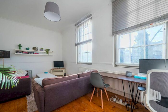 2 Bedroom Flat To Rent In Hackney Road, Hackney, London, E2