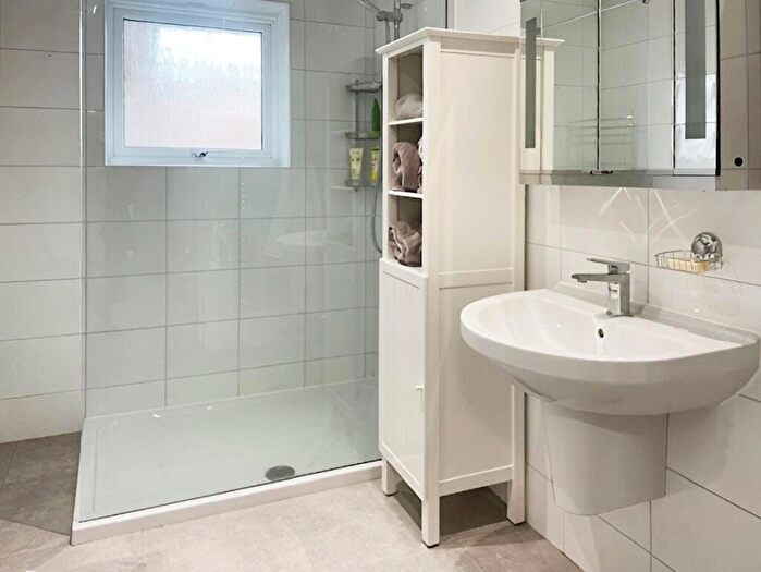 1 Bedroom Property To Rent In Gabriel Spring Road, Fawkham, Longfield, Kent, DA3