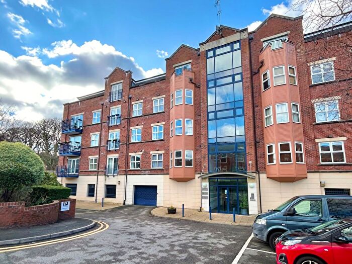 2 Bedroom Flat To Rent In Carisbrooke Road, Far Headingley, Leeds, LS16