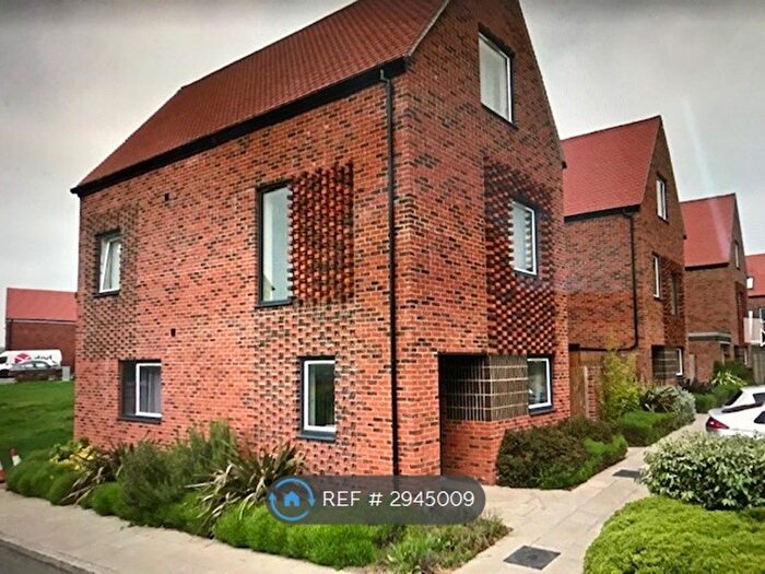 3 Bedroom Detached House To Rent In Elliotts Way, Chatham, ME4