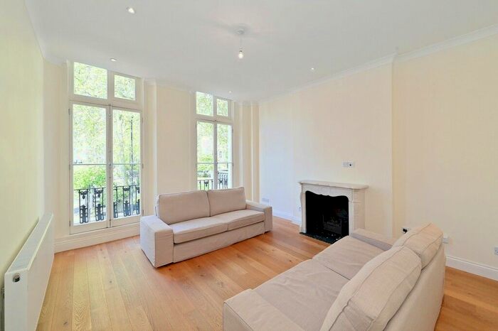 1 Bedroom Flat To Rent In Sussex Gardens, Baywater, W2