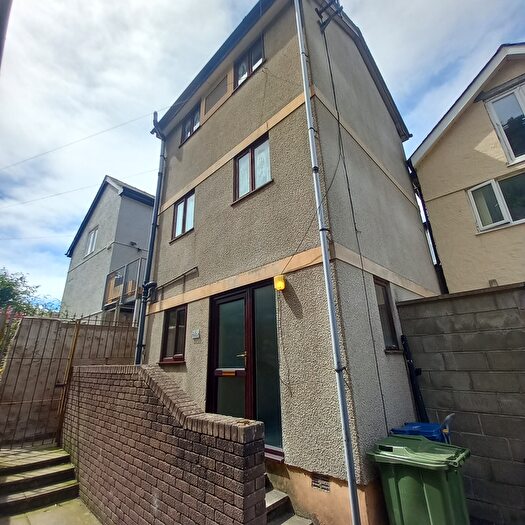2 Bedroom Property To Rent In Mount Street, Bangor, LL57