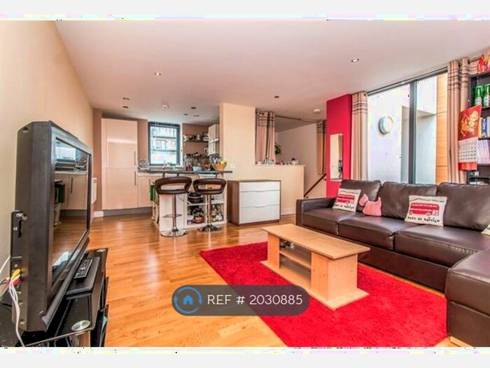 2 Bedroom Flat To Rent In Advent Way, Manchetser, M4