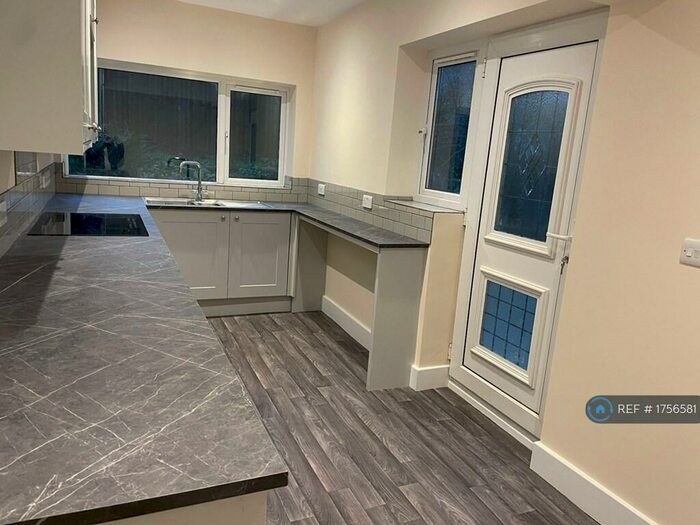 3 Bedroom Semi-Detached House To Rent In Bartletts Park, Stow On The Wold, Cheltenham, GL54