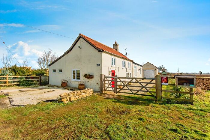 2 Bedroom Detached House For Sale In Beggars Lane, Mareham-le-Fen, Boston, Lincolnshire, PE22
