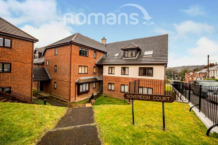 1 Bedroom Flat To Rent In Sovereign Court, Totteridge Avenue, High Wycombe, HP13