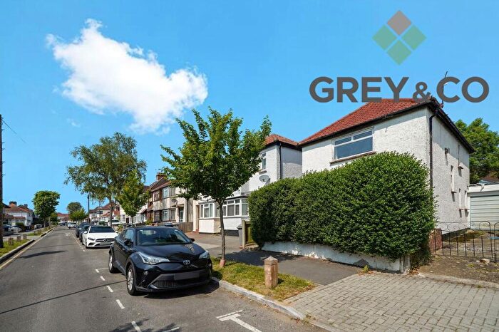 3 Bedroom Detached House For Sale In Rugby Avenue, Wembley, Middx, HA0