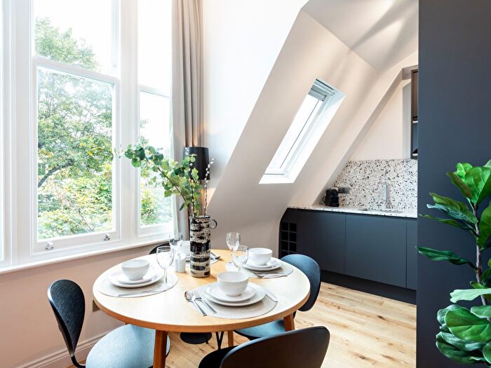 1 Bedroom Studio To Rent In Coleherne Road, London, SW10