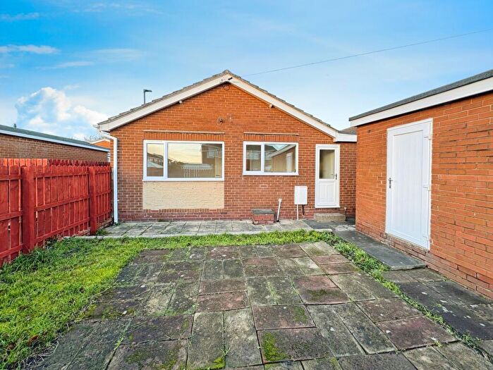 2 Bedroom Bungalow For Sale In Oakenshaw, Dumpling Hall, Newcastle Upon Tyne, NE15