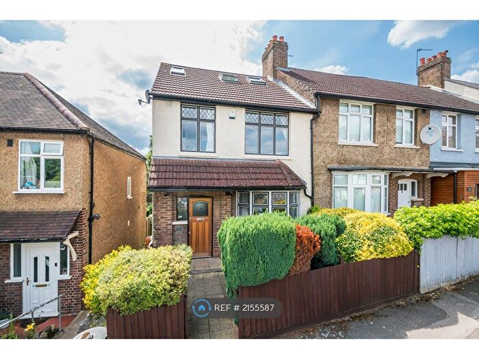 3 Bedroom End Of Terrace House To Rent In Oak Grove Road, London, SE20