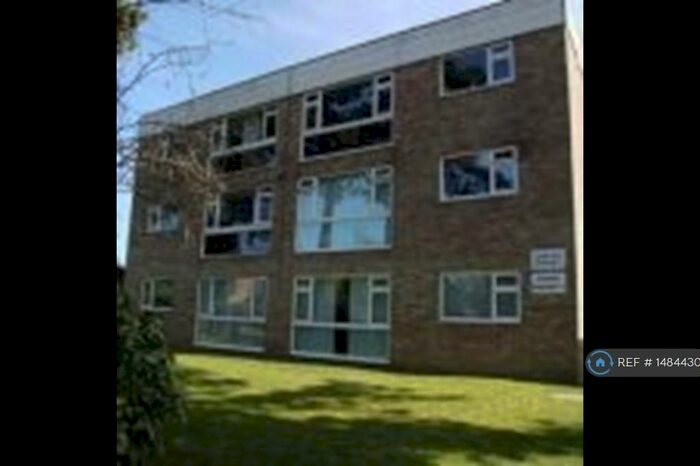 2 Bedroom Flat To Rent In Southcote Road, Reading, RG30
