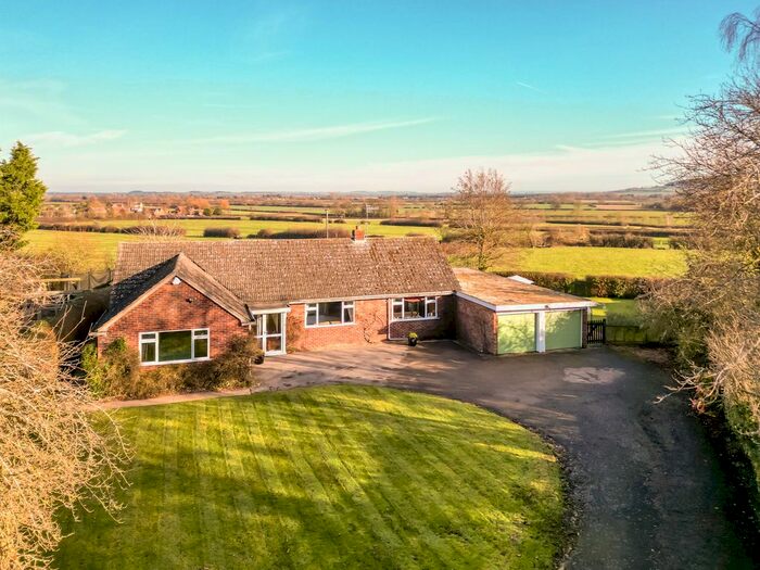 5 Bedroom Detached Bungalow For Sale In Pebworth, Stratford-Upon-Avon, CV37