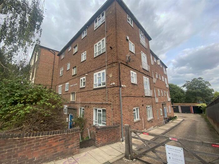 1 Bedroom Flat To Rent In Pearce House, Tufnell Park, N19
