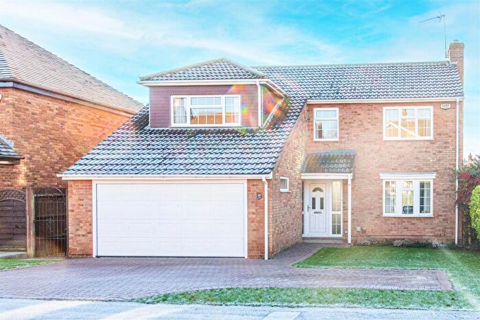 4 Bedroom Detached House For Sale In Heath Rise, Wellingborough, NN8