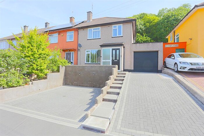 3 Bedroom End Of Terrace House For Sale In Musgrove Close, Lawrence Weston, BS11