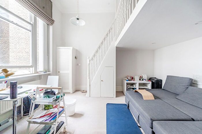 Studio To Rent In Emperors Gate, South Kensington, London, SW7