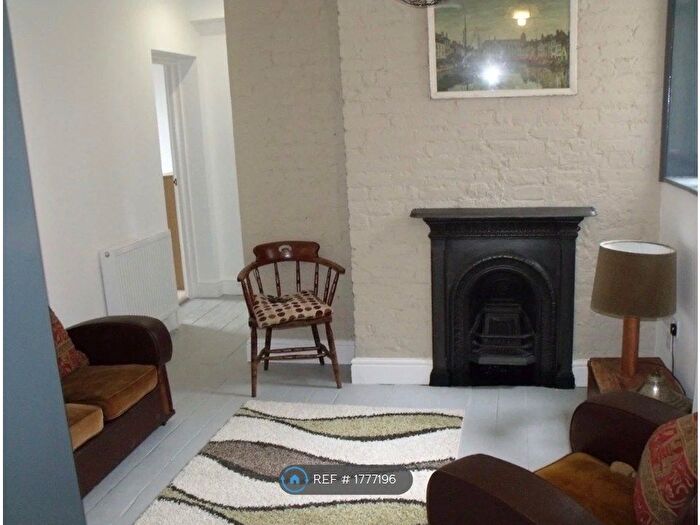 2 Bedroom Flat To Rent In Corfield Street, London, E2