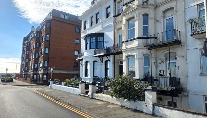 2 Bedroom Flat To Rent In Prince Of Wales Terrace, Deal, Kent, CT14