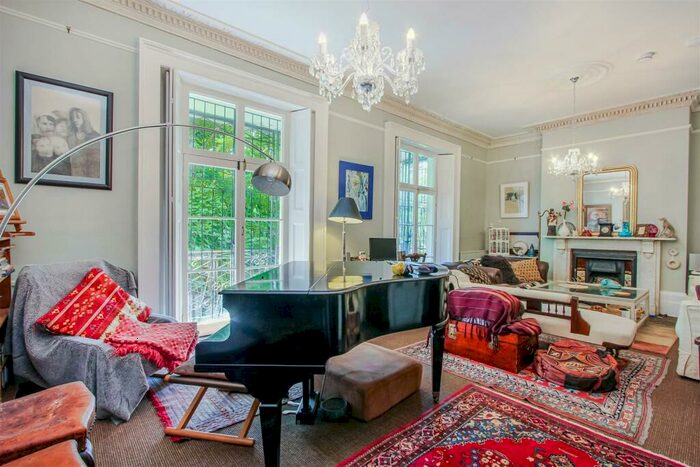 3 Bedroom Flat To Rent In London Road, Forest Hill, SE23