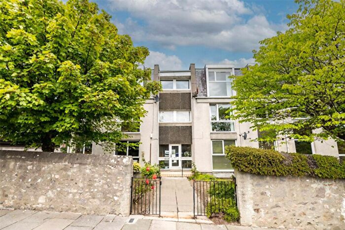 2 Bedroom Flat To Rent In Cranford Road, Aberdeen, AB10