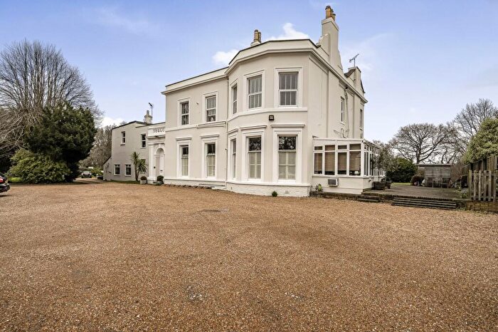 1 Bedroom Apartment For Sale In Flat B, Courtenay House London Road, Dunkirk -, ME13