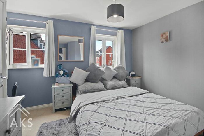 3 Bedroom End Of Terrace House For Sale In Eden Close, Hilton, DE65