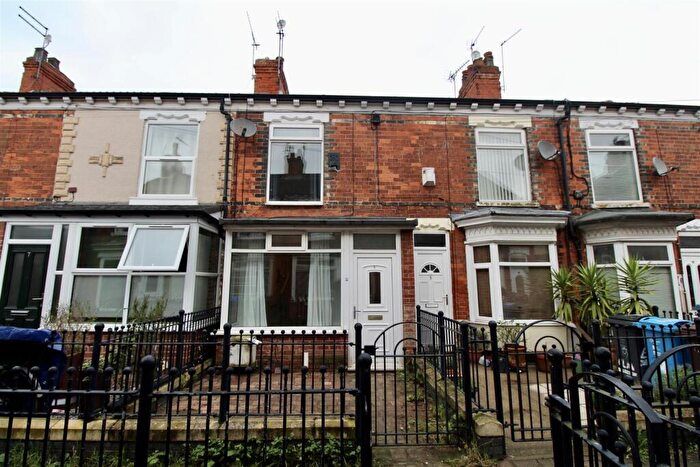 2 Bedroom Terraced House To Rent In Elm Grove, Hull, HU3