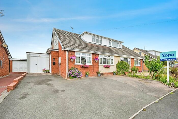 3 Bedroom Bungalow For Sale In Greenfields, Stafford, ST18